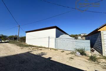 Отдельно стоящее здание, 412 м²