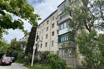 3-к квартира, 50,9 м², 1/5 эт.